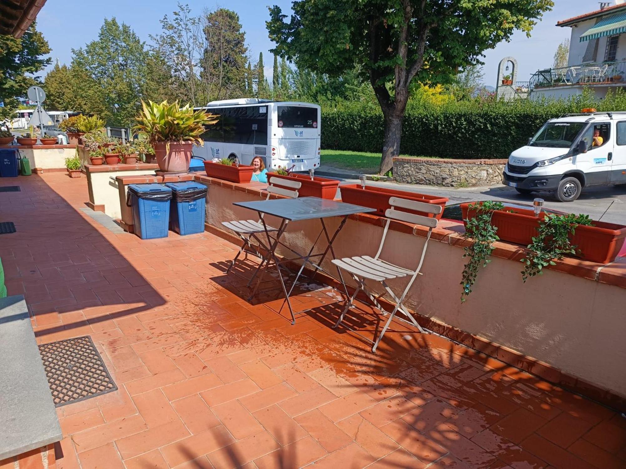 Smile Tower House Hotel Pisa Exterior foto